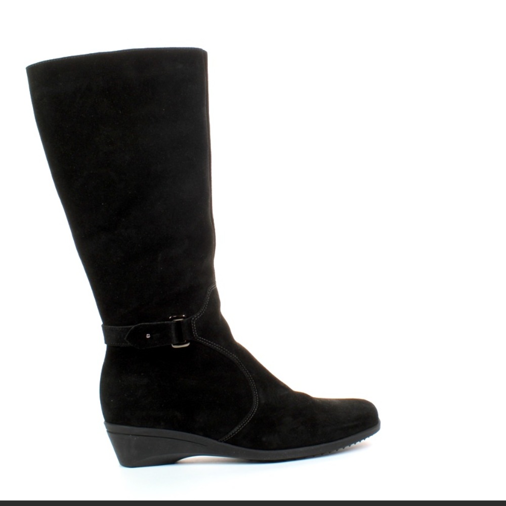 La canadienne suede boots